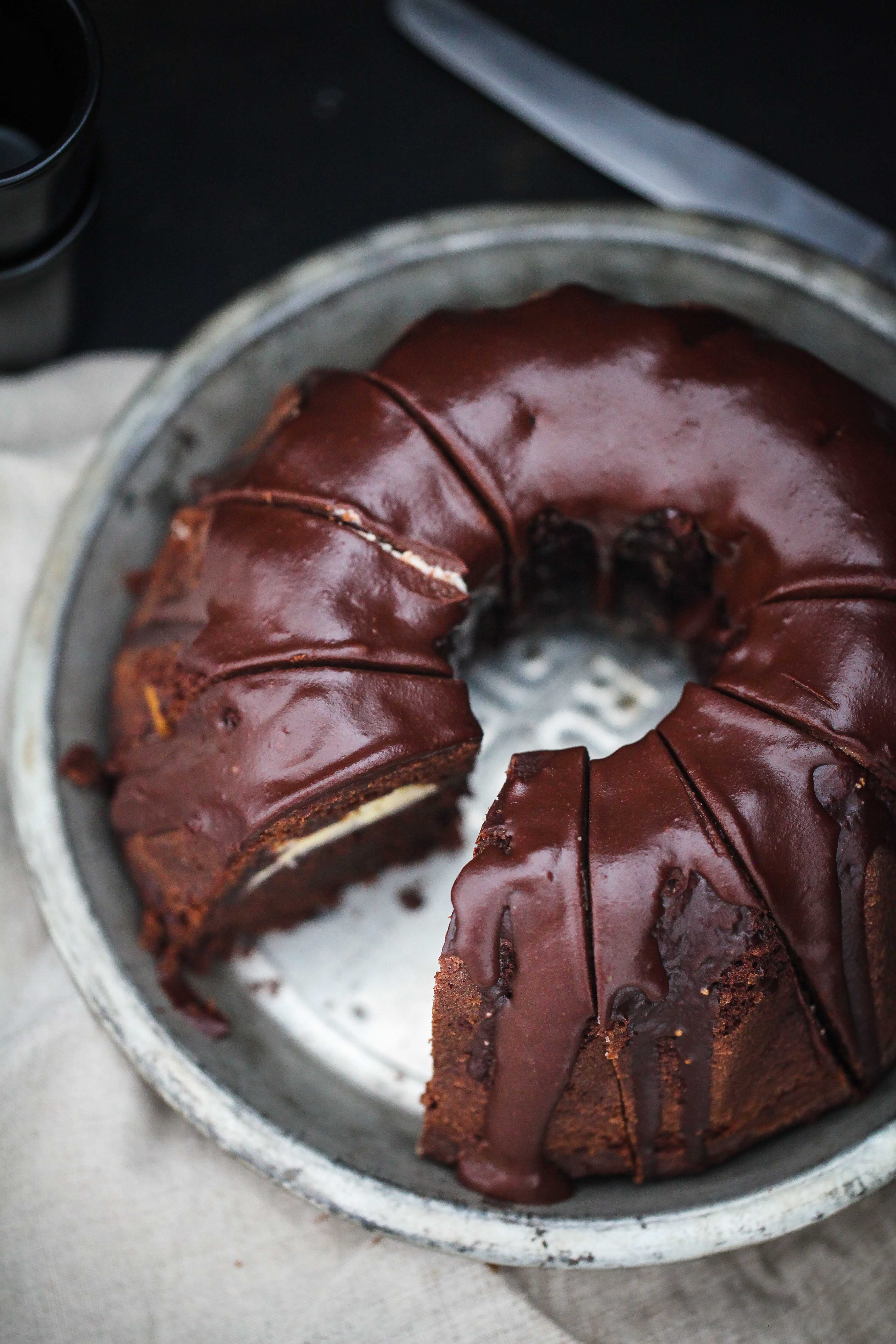 Schokoladenkuchen mit Cheesecakefüllung | Zucker, Zimt und Liebe
