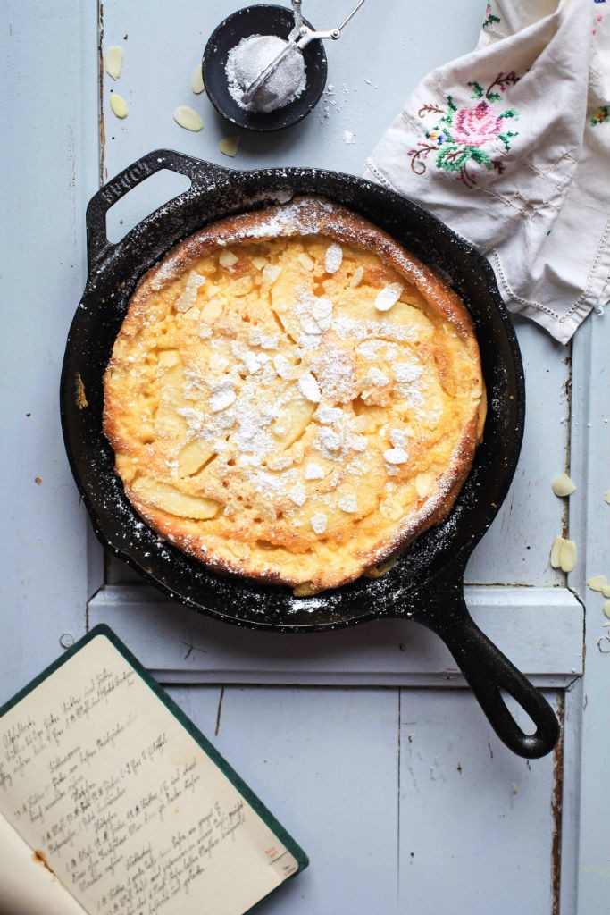Apfel Pfannkuchen aus dem Ofen – ein Dutch Baby oder Puffed Pancake für ...
