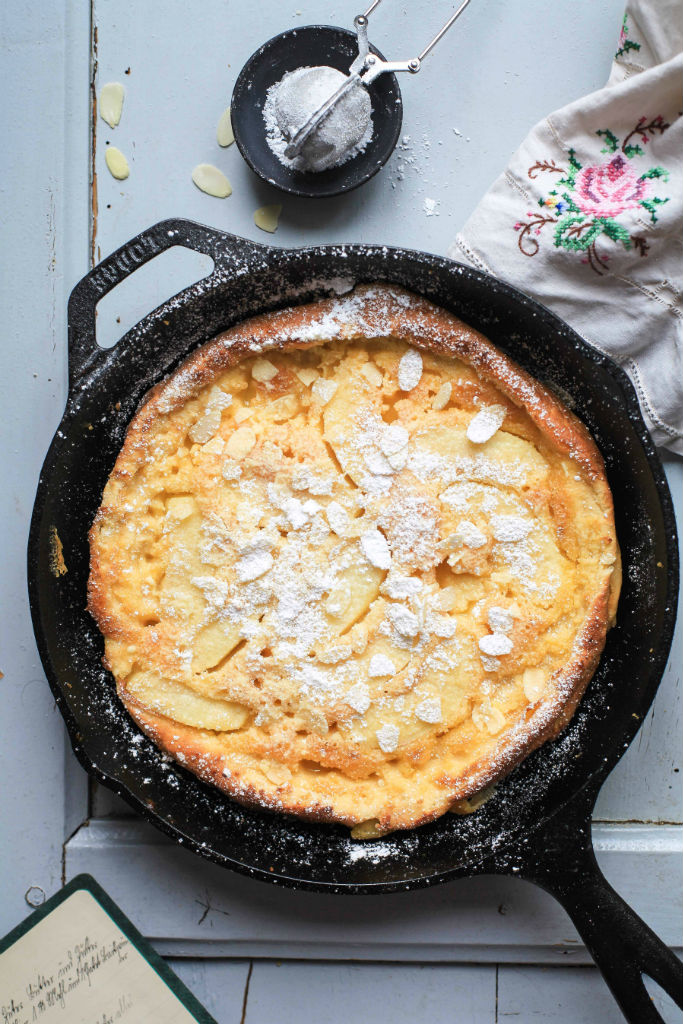 Apfel Pfannkuchen aus dem Ofen – ein Dutch Baby oder Puffed Pancake für ...