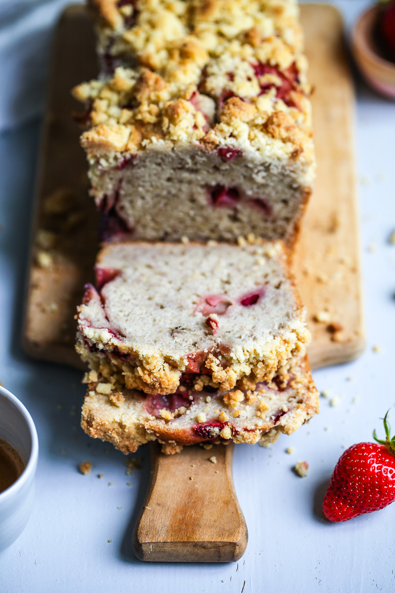 Erdbeer Streusel Bananenbrot Rezept | Zucker, Zimt und Liebe