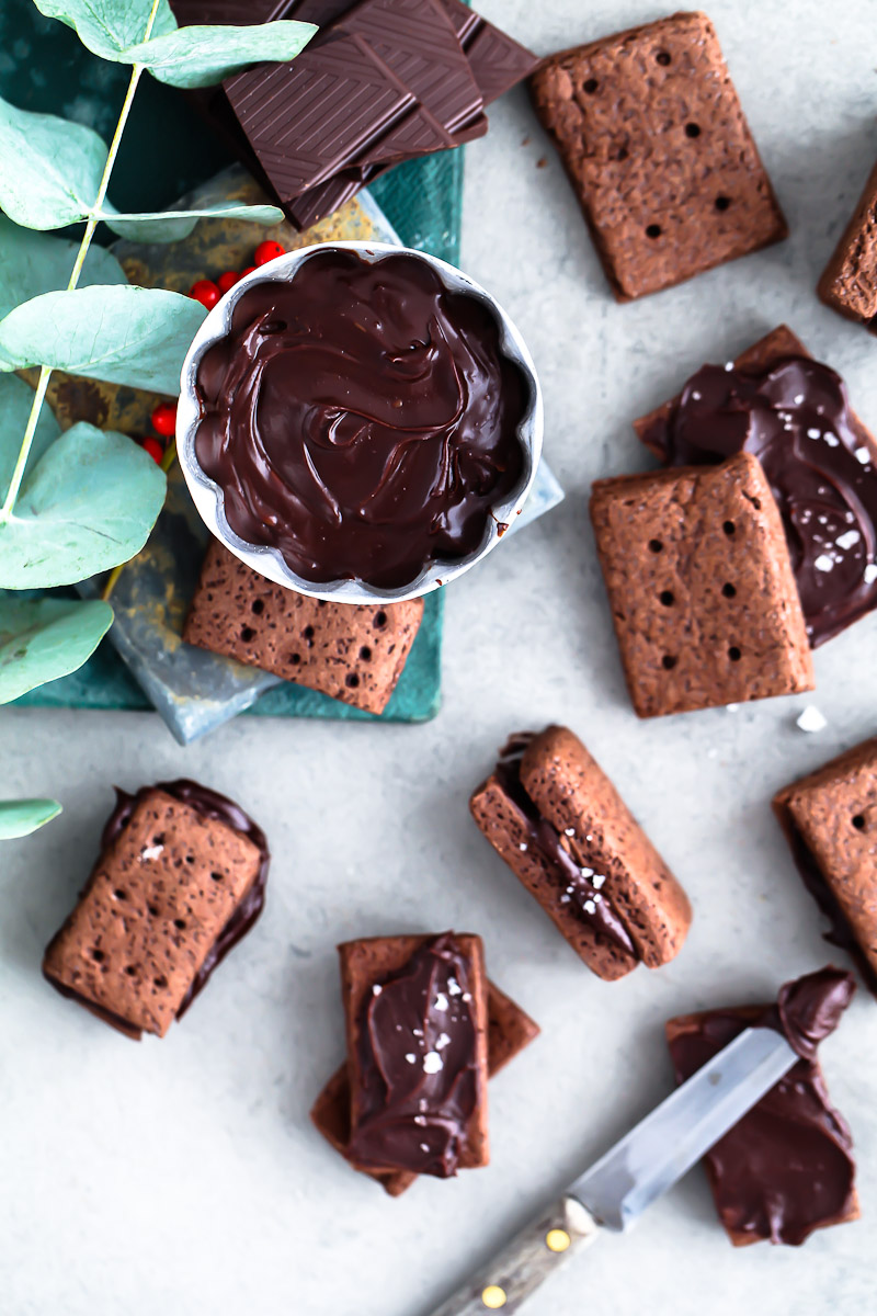 Schokoladenkeks mit Ganache Füllung | Zucker, Zimt und Liebe