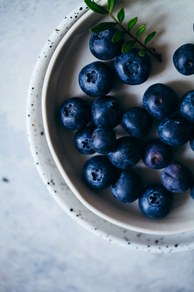 Blaubeere Zitronen Mohn Amerikaner Rezept lemon poppyseed blueberry black and white cookies gebäck zuckerzimtundliebe foodblog foodstyling wie backt man amerikaner blaubeerkuchen zitronenkuchen backen mit mohn backblog backrezept kuchen für kindergeburtstag zitronenkuchen