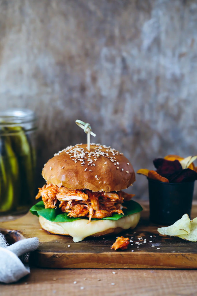 Pulled Chicken Burger Rezept Leerdammer Burger and Toast Zuckerzimtundliebe Foodblog burgerrezept bester chicken burger cheeseburger 