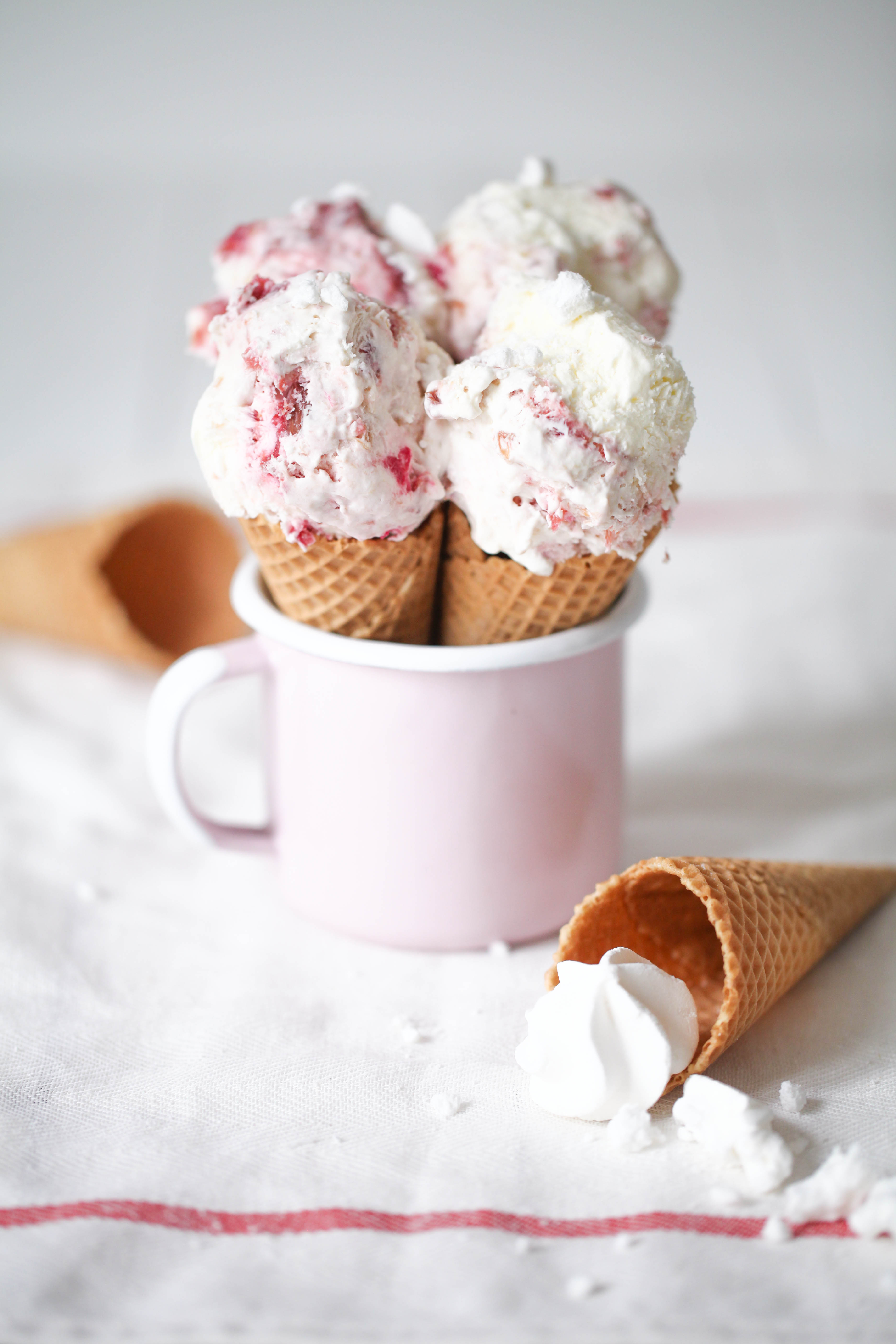 Rezept für Rhabarber Eis ohne Eismaschine Zuckerzimtundliebe Blog Rhubarb ice cream