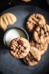 Erdnussbutter Cookies Peanutbutter Kekse Keksrezept Erdnussbutterrezept Zuckerzimtundliebe backen einfaches rezept