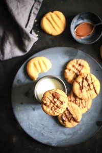 Erdnussbutter Cookies Peanutbutter Kekse Keksrezept Erdnussbutterrezept Zuckerzimtundliebe backen einfaches rezept