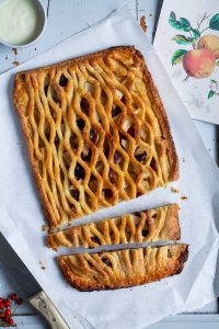 Apple Pie Rezept mit Cranberries und Teiggitter Herbstkuchen Pie Pierezept wie macht man pie Mürbeteig Apple pie with cranberries recipe foodstyling food photography zuckerzimtundliebe foodblog