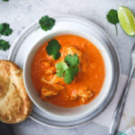 Butter Chicken Rezept Indische Küche Indisch kochen Indisches Curry mit Hühnchen Garam Masala Koriander Naan Brot zuckerzimtundliebe foodblog asiatisch kochen bestes curry foodstyling