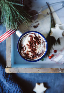 Heisse Schokolade Rezept Hot chocolate mit echter Schokolade weihnachten winter getränk soulfood hygge zuckerzimtundliebe foodblog backblog weihnachtsrezepte getränke winter