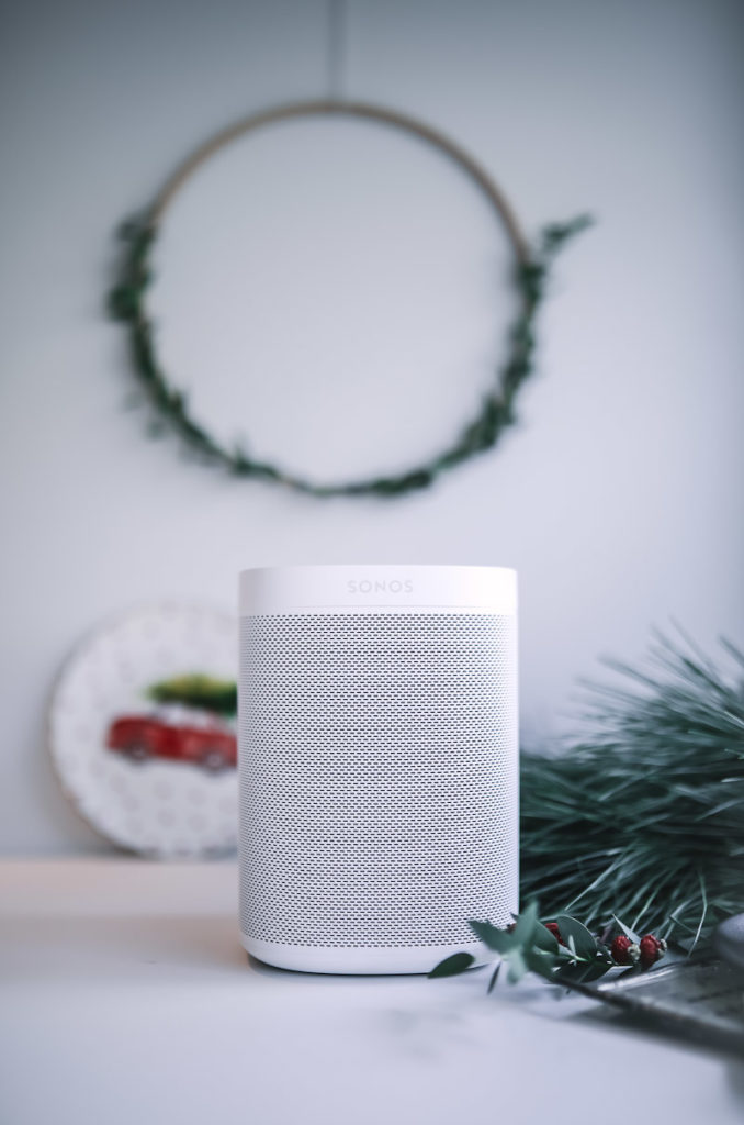 Sonos One Alexa integriert Sound Bewertung Lebkuchen Schokoladen Muffins Rezept Weihnachtsgebäck Weihachtsbäckerei gingerbread chocolate muffins sonos one zuckerzimtundliebe foodblog backblog foodstyling foodphotography zucker zimt und liebe backblog