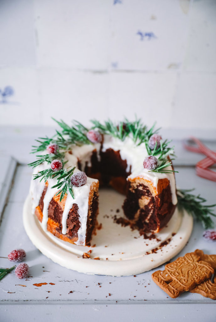 Backrezept Spekulatius Gugelhupf Marmorkuchen Rührteig Weihnachtskuchen speculaas bundt marble cake gezuckerte cranberries zuckerzimtundliebe foodstyling foodblog christmas bundt cake