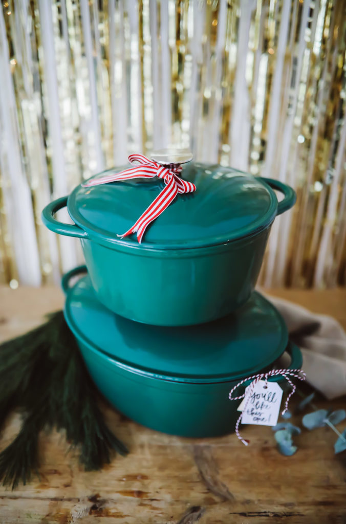 Tchibo gusseiserner bräter cocotte weihnachtsgeschenk grüner bräter Tchibo Weihnachtswelt pop up store zuckerzimtundliebe geschenkideen für foodies