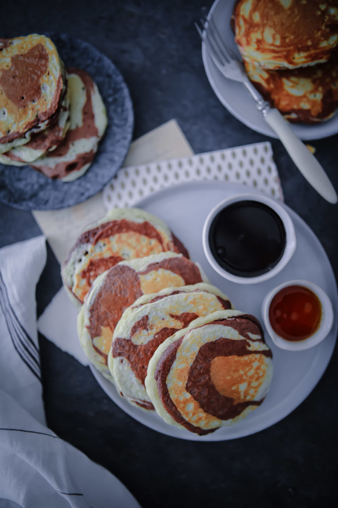 Zebra Kakao Pancakes Rezept | Zucker, Zimt und Liebe