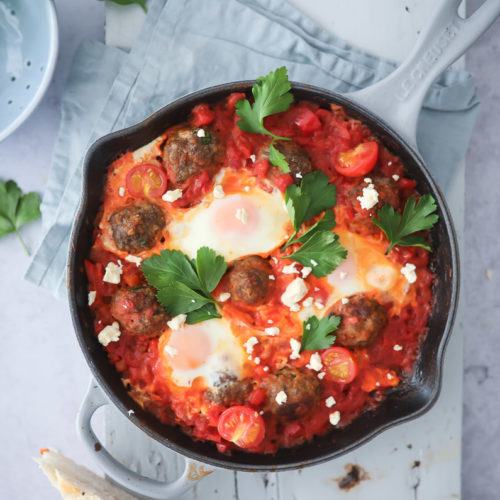 Shakshuka Rezept Hackbällchen Shakshuka recipe eier in tomatensauce pochierte eier Frühstück Mittagessen Brunch Meatball Shakshuka recipe Foodstyling Food photography zuckerzimtundliebe foodblog backblog