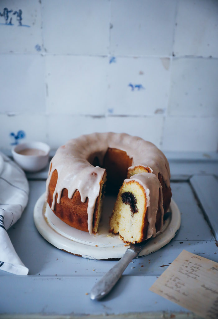 Zimtschnecken gugelhupf rezept rührkuchen rührteig einfacher napfkuchen backrezept the bakefeed zuckerzimtundliebe foodstyling food photography backblog deutscher foodblog bundt cake zimtglasur kuchenglasur