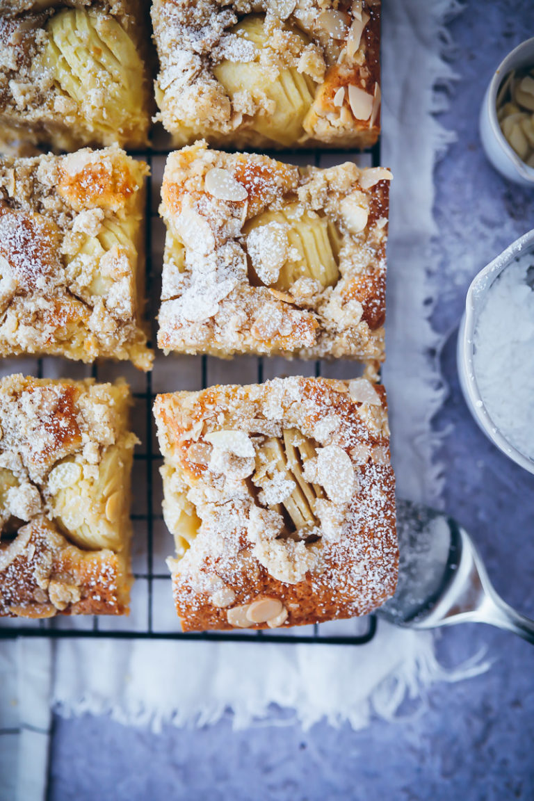 Versunkener Apfelkuchen vom Blech | Zucker, Zimt und Liebe