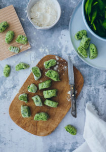Rezept Spinat Gnocchi spinach gnocchi Gnocchi selbstgemacht foodstyling food photography zuckerzimtundliebe