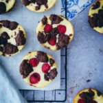 Zupfkuchen Muffins Rezept Käsekuchen muffins quark käsekuchen schoko käsekuchen chocolate cheesecake muffins recipe foodstyling food stylist the bakefeed zuckerzimtundliebe virginia horstmann kleiner käsekuchen food photography