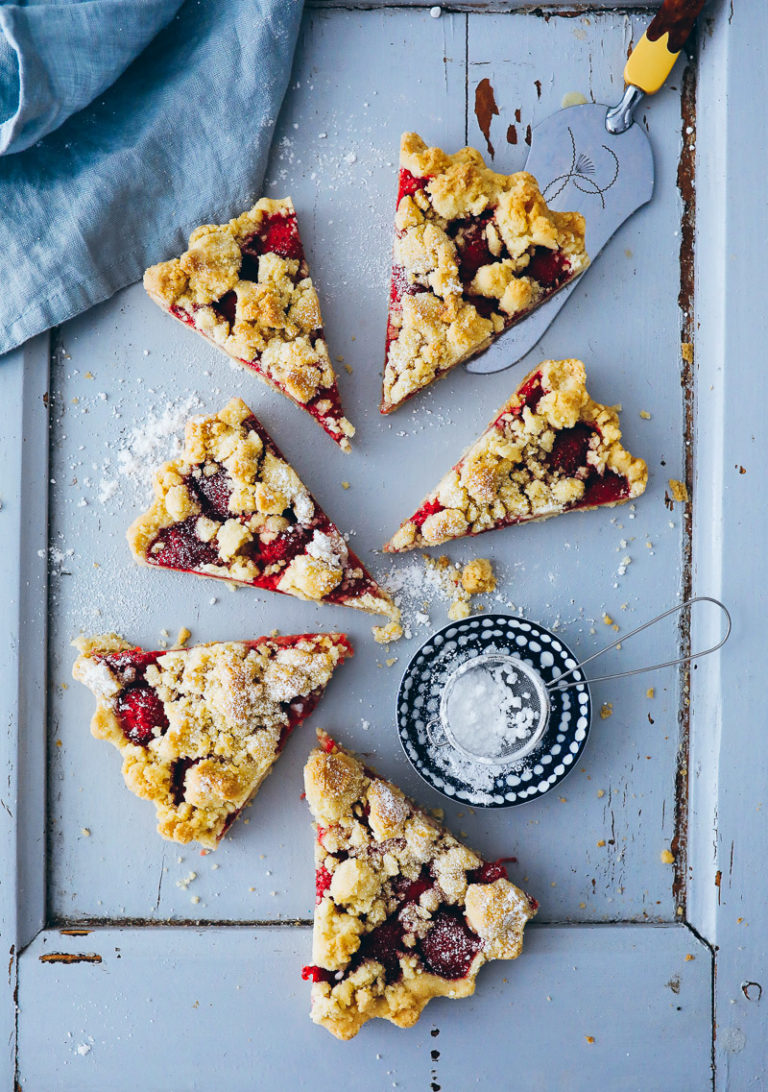 Einfacher Erdbeer Streusel Kuchen | Zucker, Zimt und Liebe