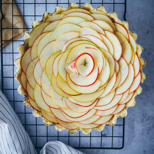 Apfelkuchen Apfeltarte apple tart Apfel rosen kuchen einfacher mürbeteig apple pie apfelrezepte backen mit Äpfeln Südtirol meraner land lana apfelbüte zuckerzimtundliebe foodstyling food photography backblog bakefeed