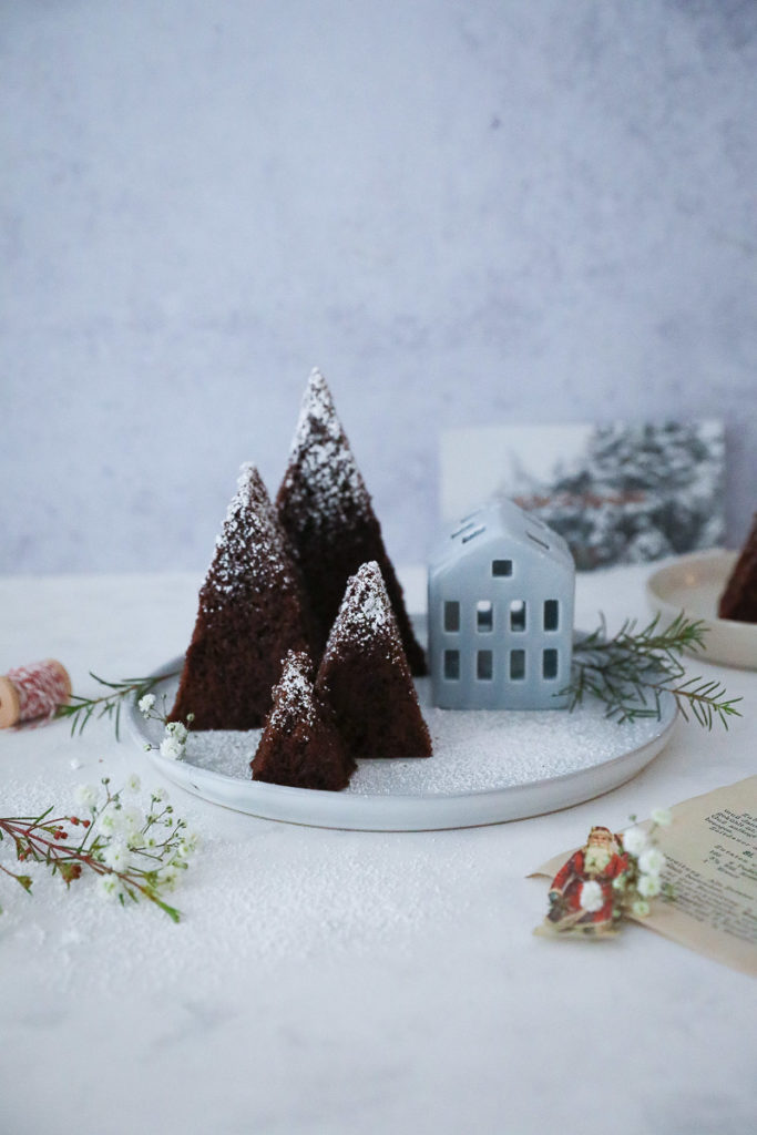 Bestes Gewürzkuchen Rezept spiced gingerbread christmas cake weihnachtskuchen adventskuchen weihnachtsbaeckerei foodstyling food photography bakefeed zuckerzimtundliebe food 52 backblog 