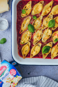 Ricotta Galbani Muschelnudeln stuffed pasta shells conchiglione kürbis pasta pumpkin pasta tomatensugo zuckerzimtundliebe einfaches pastarezept mittagessen