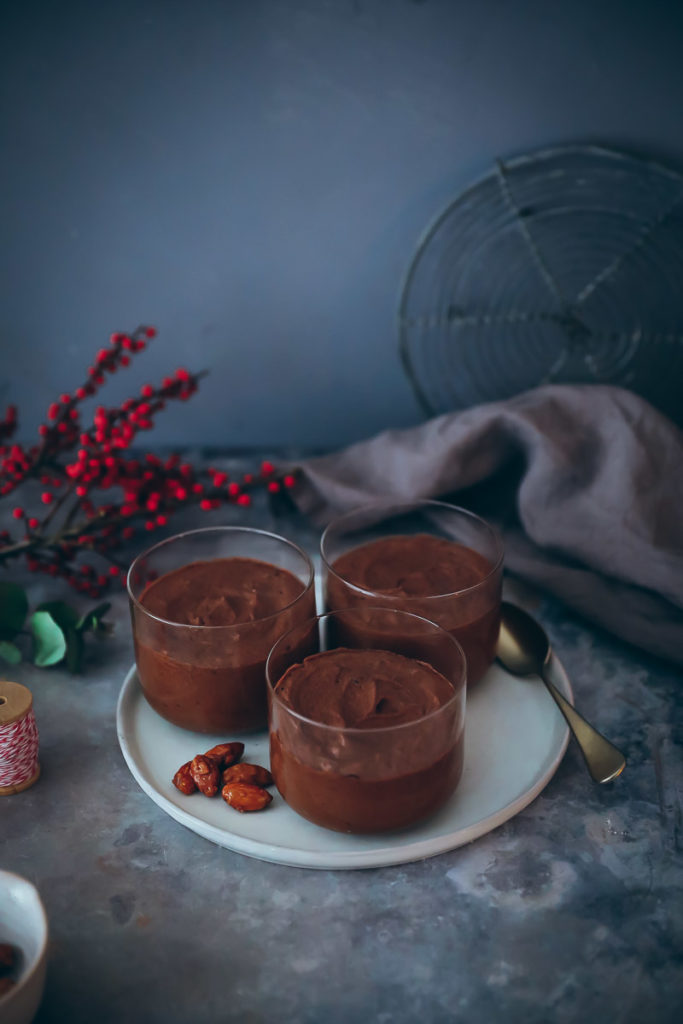 einfaches Mousse au chocolat rezept weihnachtsdessert zimt gebrannte mandel edeka schokolade foodstyling food stylist zuckerzimtundliebe foodblog einfacher nachtisch weihnachtsmenü 