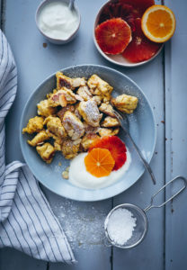 Orange Mohn Kaiserschmarrn rezept ofen schmarrn fluffig german pancake südtiroler rezepte poppy seed pancake pulled pancake frühstück brunchideen alpen rezepte essen in den bergen food styling food photography Backblog Foodblog zuckerzimtundliebe