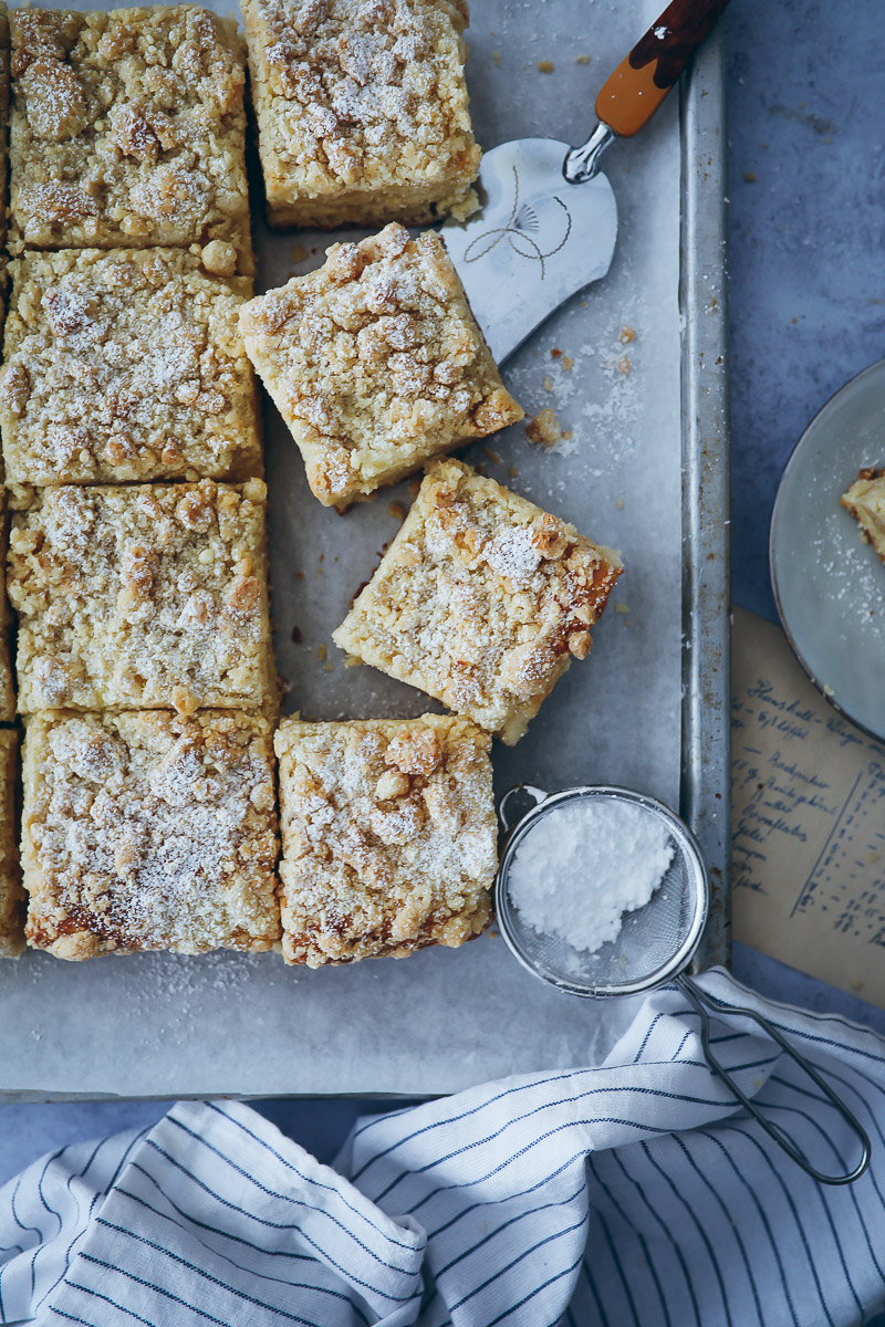 Streuselkuchen vom Blech Hefeteig | Zucker, Zimt und Liebe
