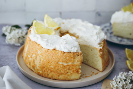 Angel Food Cake Rezept Zitronen angel food cake recipe lemon cake zitronenkuchen zitronentorte engelskuchen eiweiß kuchen foodstyling food photography bakefeed food 52 foodstylist zuckerzimtundliebe backblog