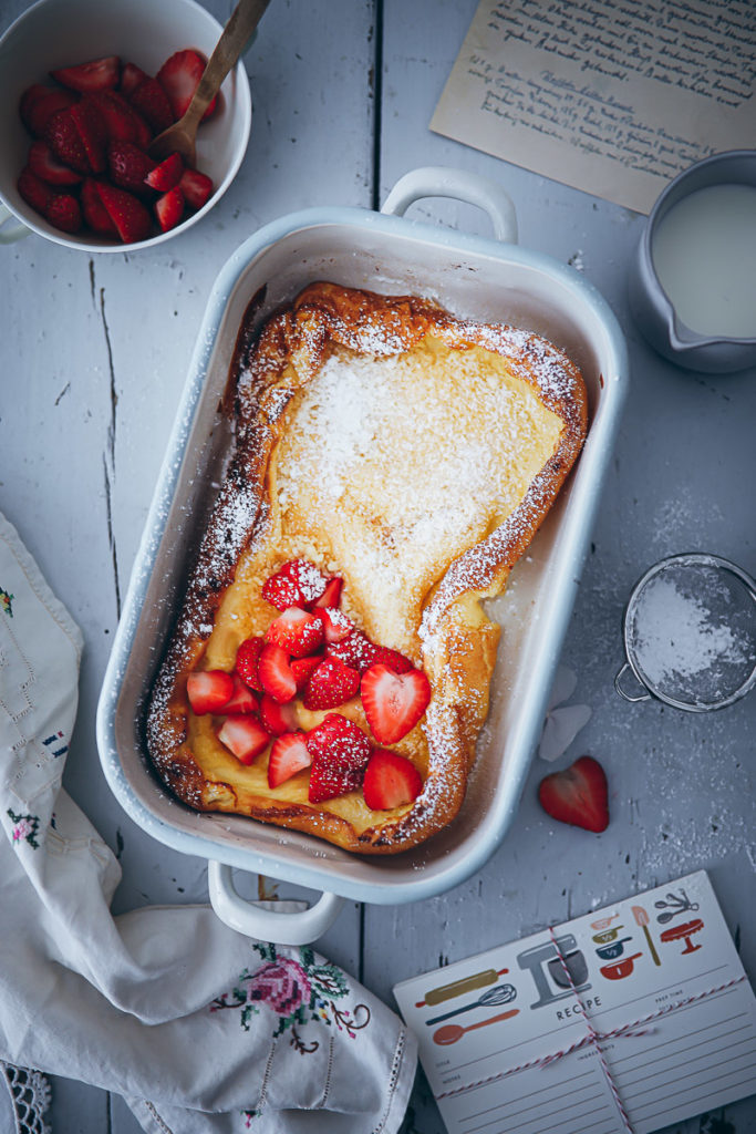 Dutch Baby Rezept Ofenpfannkuchen Auflaufform Zuckerzimtundliebe Foodstyling food photography bakefeed food 52 thekitchn erdbeer pfannkuchen pancake frühstücksrezept