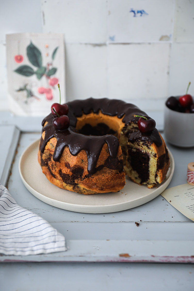 Marmorkuchen Gugelhupf mit Kirschen | Zucker, Zimt und Liebe