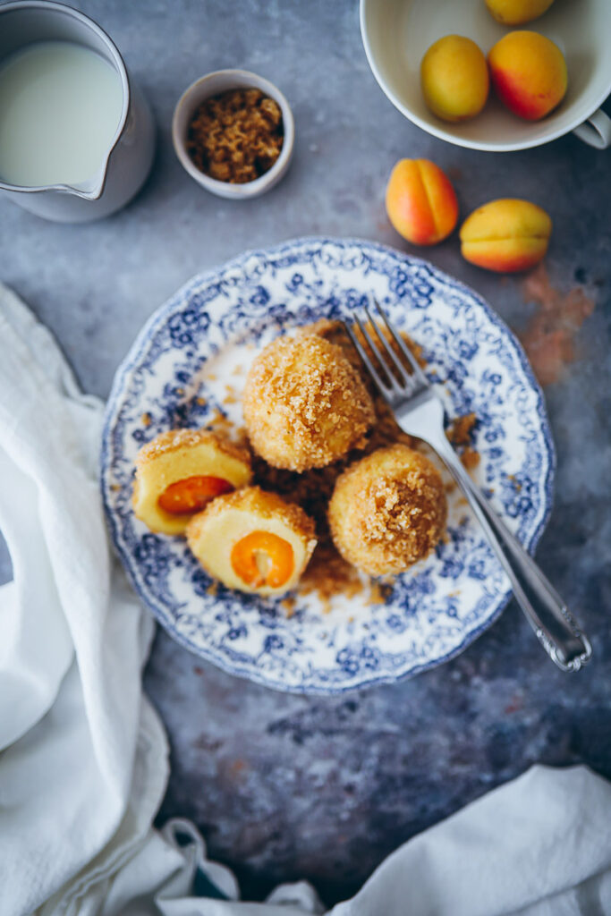 Marillenknödel Marzipan apricot dumplings rezepte aus südtirol meetmerano alpen rezepte foodstyling food photo zuckerzimtundliebe food 52 bakefeed feedfeed Meraner Land