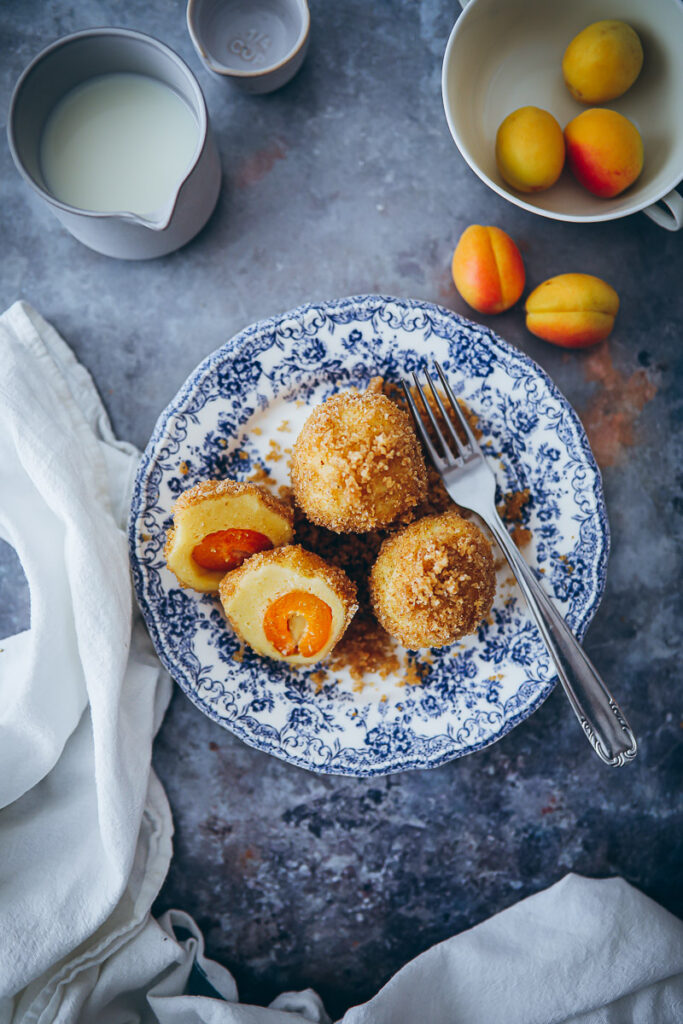 Marillenknödel Marzipan apricot dumplings rezepte aus südtirol meetmerano alpen rezepte foodstyling food photo zuckerzimtundliebe food 52 bakefeed feedfeed Meraner Land