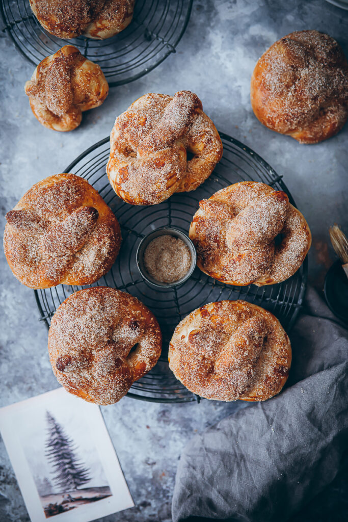 Süsse Zuckerzimt Brezeln Rezept | Zucker, Zimt und Liebe