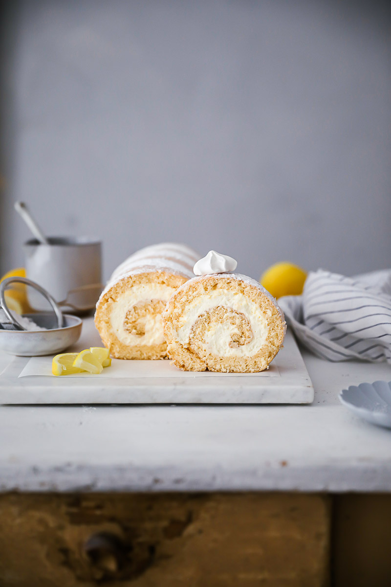 Rezept für Zitronen-Biskuitrolle mit Mascarponefüllung