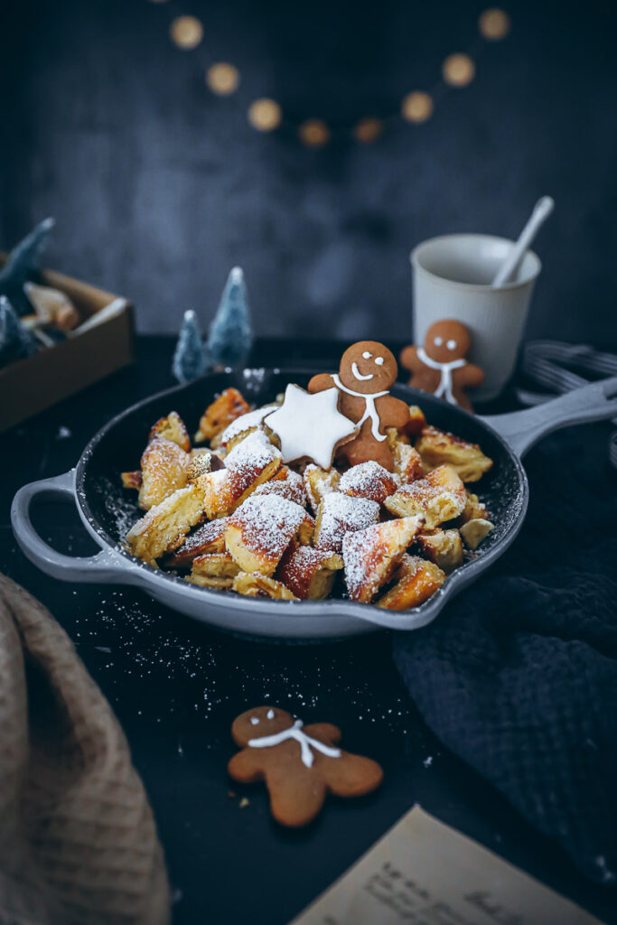 Weihnachts Zimt Kaiserschmarrn Rezept zuckerzimtundliebe bester kaiserschmarrn aus dem Backofen weihnachtsdessert südtiroler schmarrn rezept pulled pancake foodstyling foodtographyschool zuckerzimtundliebe backblog foodstyling