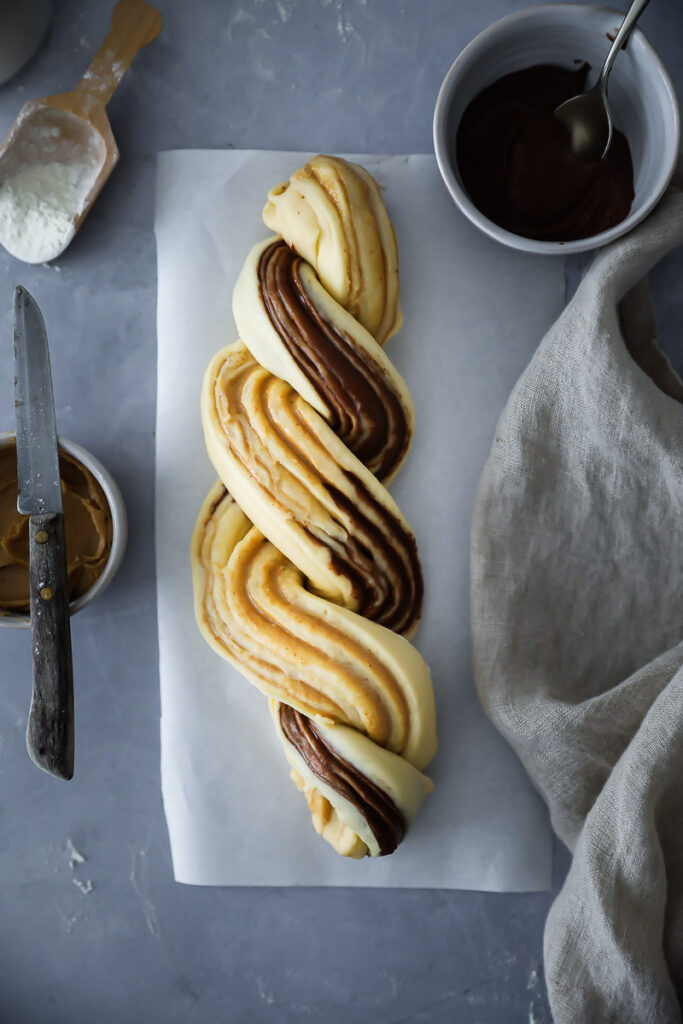 Schokoladen Erdnussbutter Babka Rezept chocolate nutella babka peanutbutter ottolenghi foodstyling hefezopf nutella babka bakefeed zuckerzimtundliebe backblog foodblog