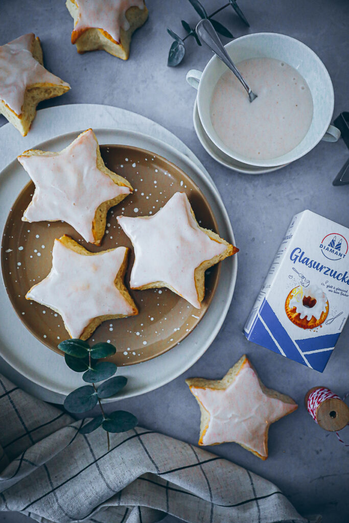 Zimtsterne aus Quark-Öl-Teig Weihnachtsgebäck Frühstück