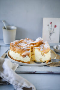 Karpatka Windbeutelkuchen-Rezept mit Puddingfüllung eclair cake brandteig grundrezept mountain cake bakefeed zuckerzimtundliebe backblog foodblog food photography foodstyling choux pastry