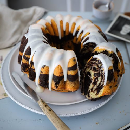 Choc Chip Marmorkuchen Gugelhupf Rezept Zebrakuchen Marble bundt cake zuckerzimtundliebe foodblog foodtographyschool nordic ware backform saftiger rührteig kuchen einfacher kuchen kindergeburtstag