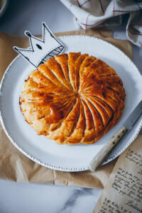 Galette de Rois Rezept recipe frangipane Mandelfüllung blätterteig tarte dreikönigskuchen einfache tarte blog foodblog zuckerzimtundliebe backblog bakefeed feedfeed french baking