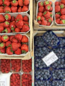 frische erdbeeren vom markt